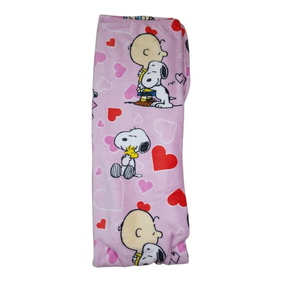 Peanuts Snoopy Charlie Soft Plush Throw Blanket 50"x70" Pink Hearts Valentines - Picture 3 of 10